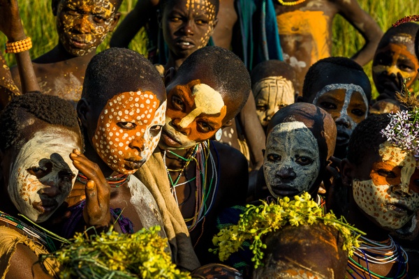 Suri Children by John Rowe