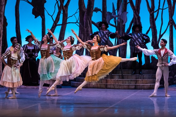 Ballet Nacional de Cuba#21 by John Rowe