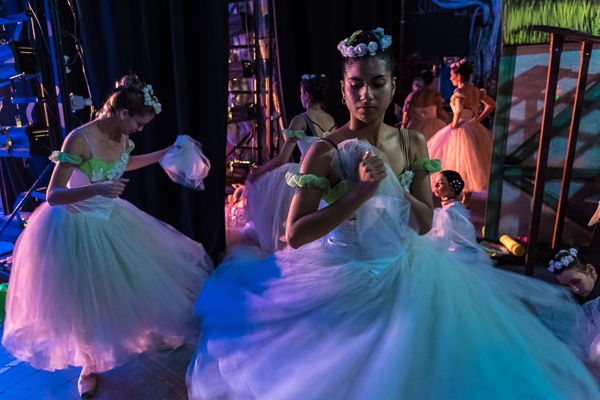 Ballet Nacional de Cuba#7 by John Rowe
